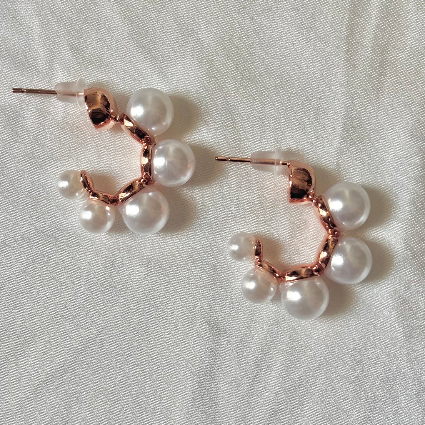 Pearl open hoops