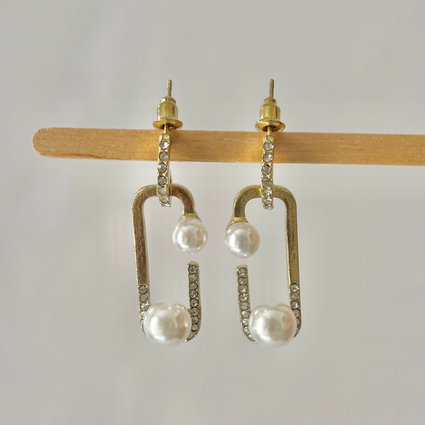 Dual pearl earrings