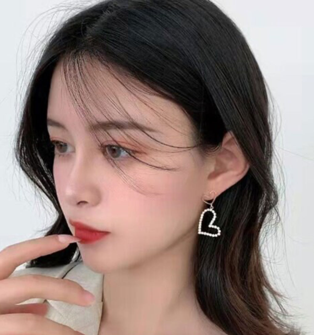 Heart shaped drop earrings