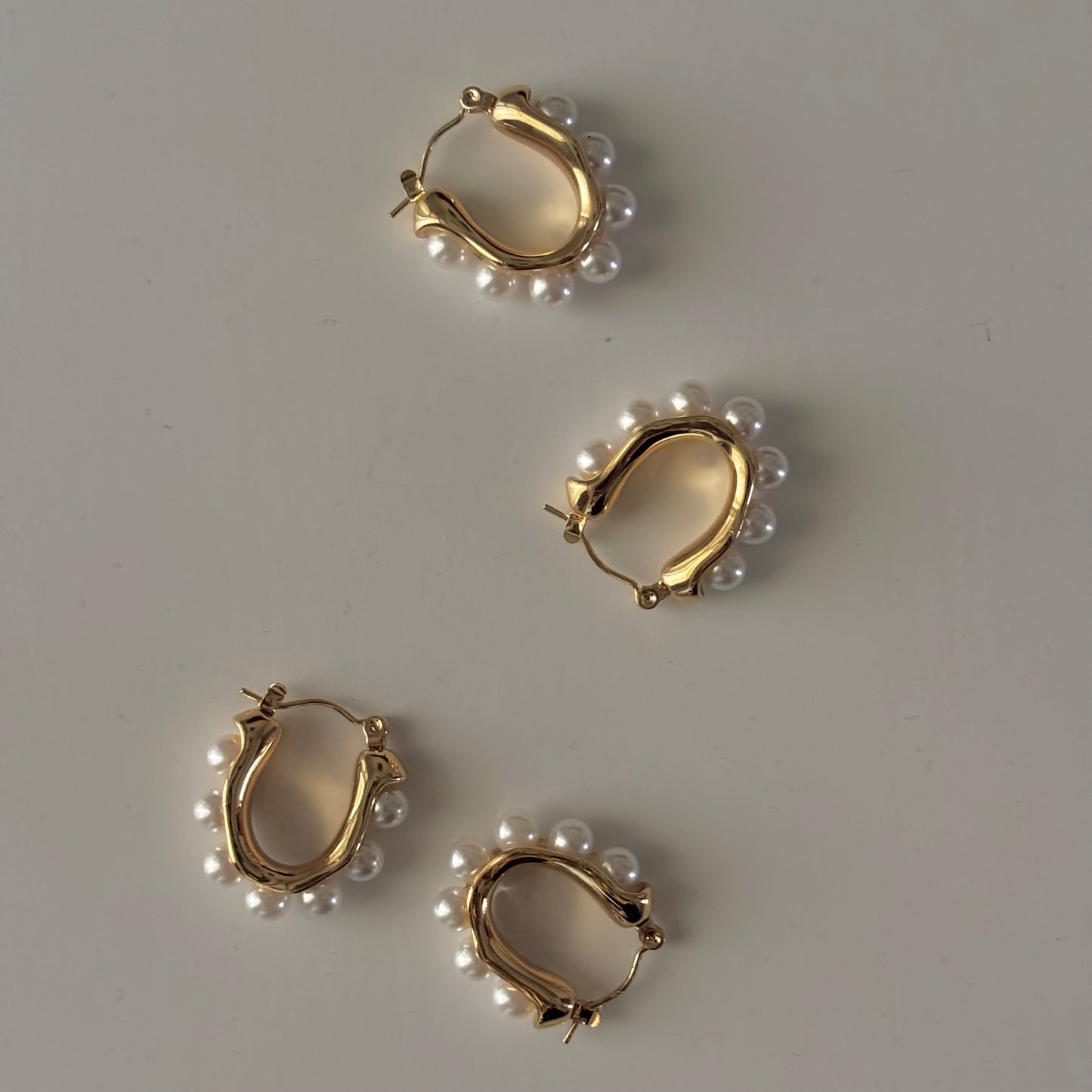 Pearl gold hoops