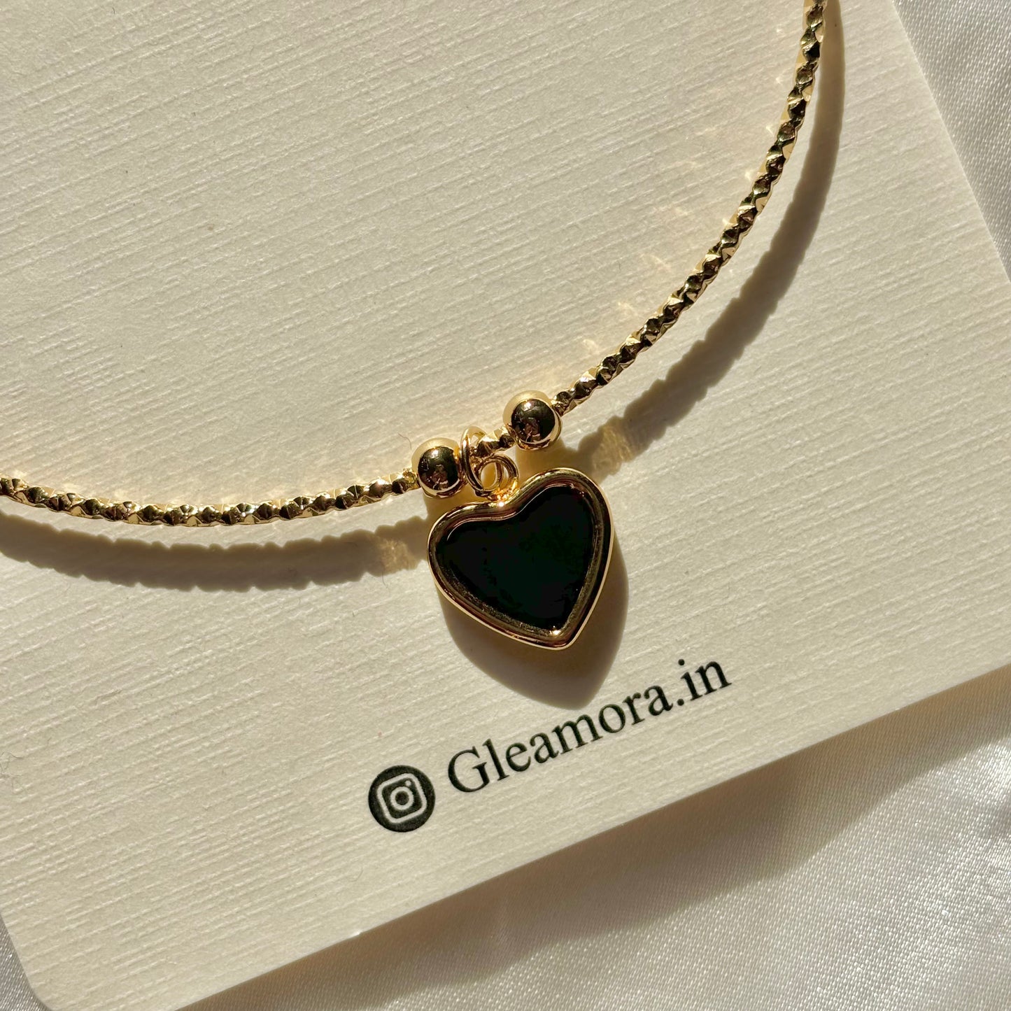 Black heart bracelet