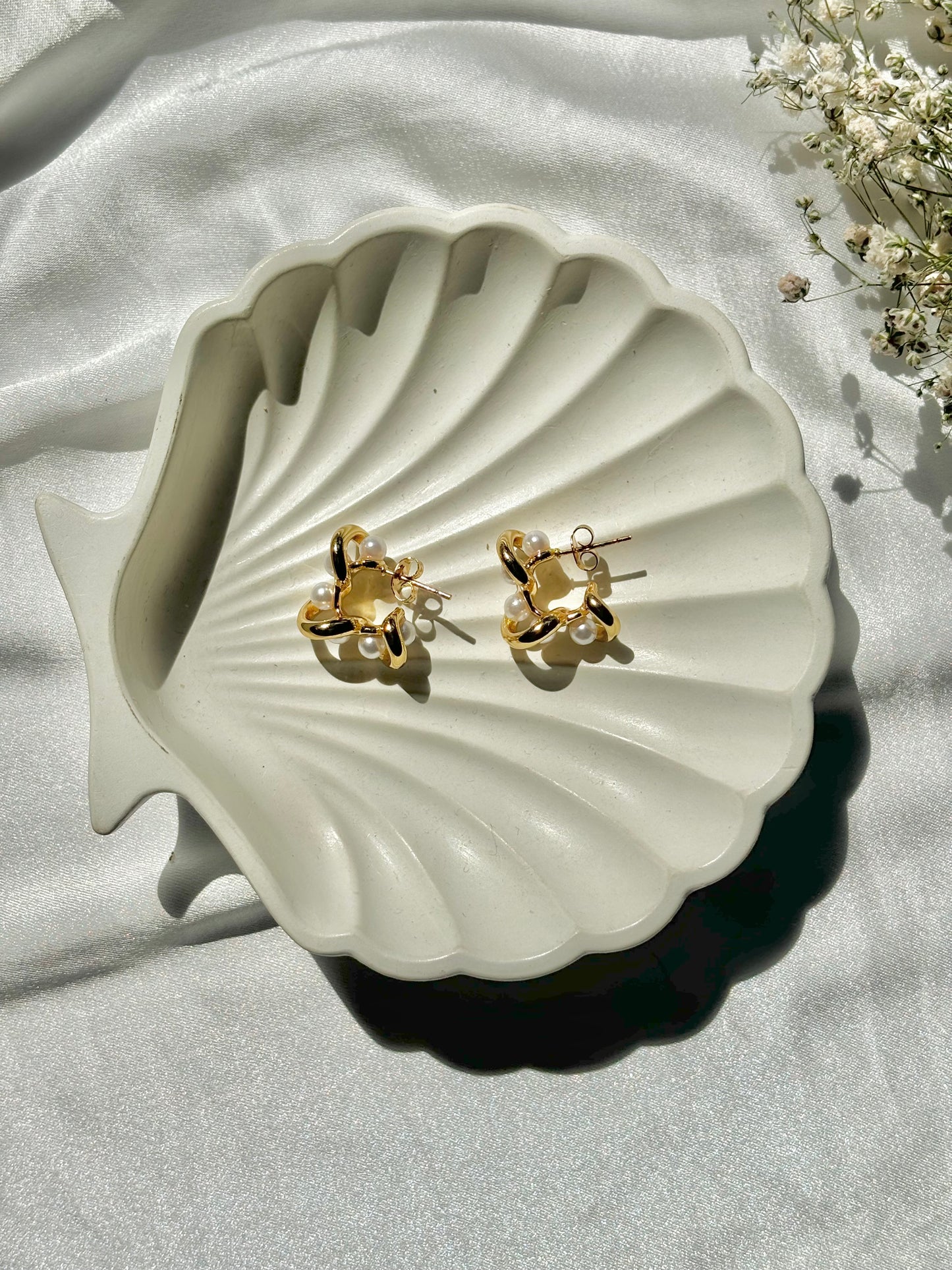 Pearly hoops
